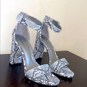 Worthington heels , never worn before !!